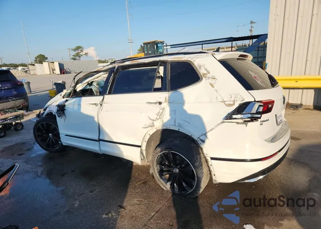 3VV3B7AX1MM050809: 84730855