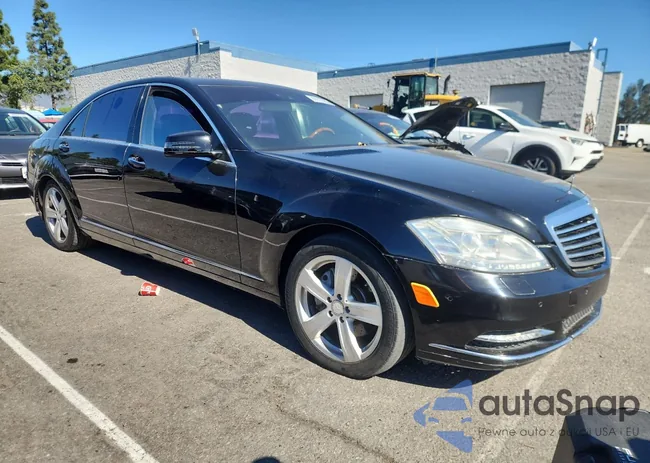 WDDNG7BB7BA372883: 89912685