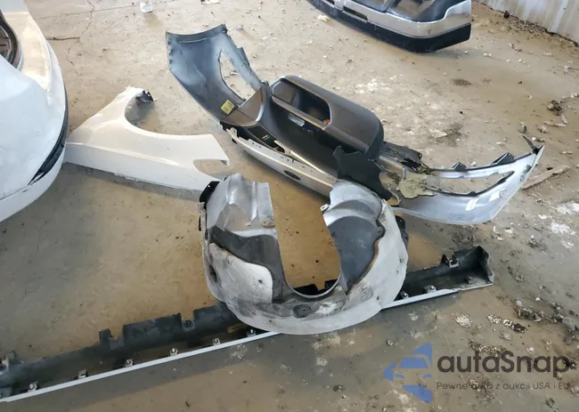 3FA6P0LU1ER229269: 82396255