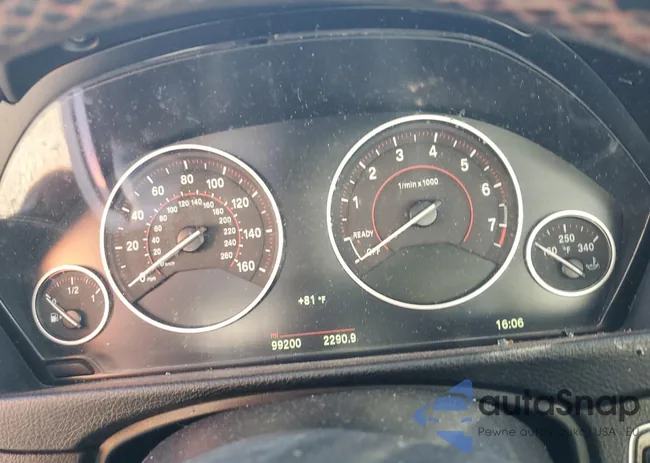 WBA4J1C0XLCE50371: 82331045