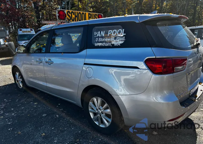 KNDMA5C10H6272539: 89728155