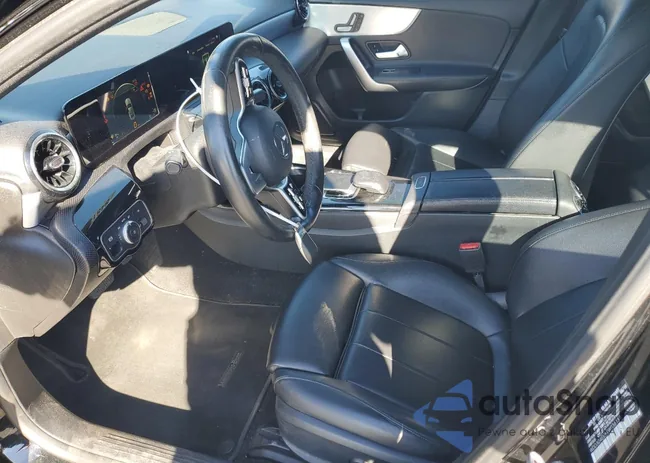 WDD3G4EB6KW036159: 84817965