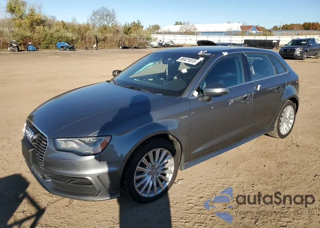 WAUTPBFFXGA131390: 90421615