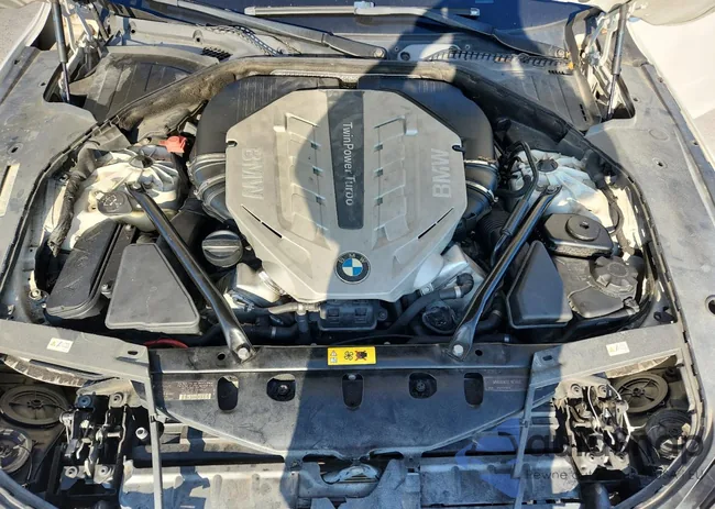 WBAKX8C59BC198179: 90595305