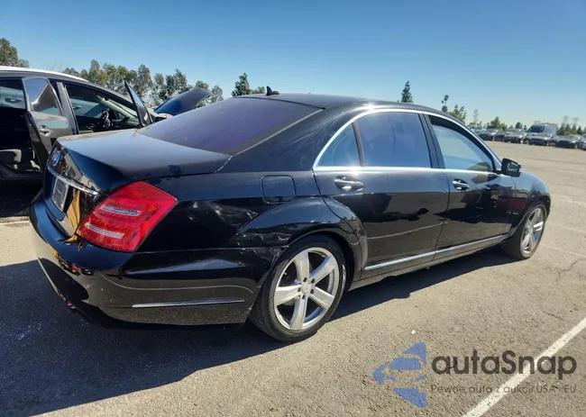 WDDNG7BB7BA372883: 89912685