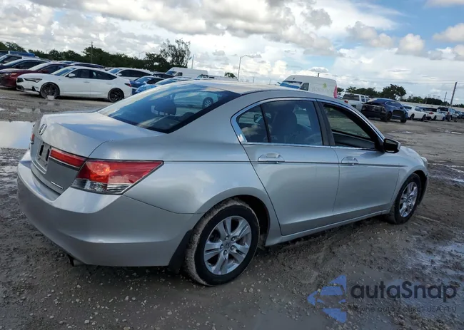 1HGCP2F64CA042753: 85736775