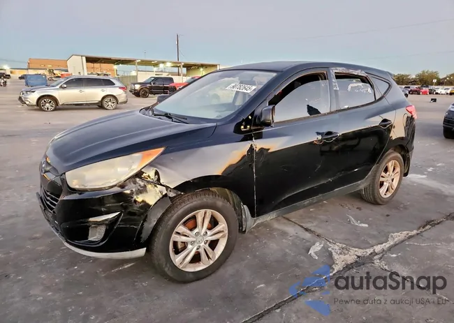 KM8JT3AC8AU096228: 90782645