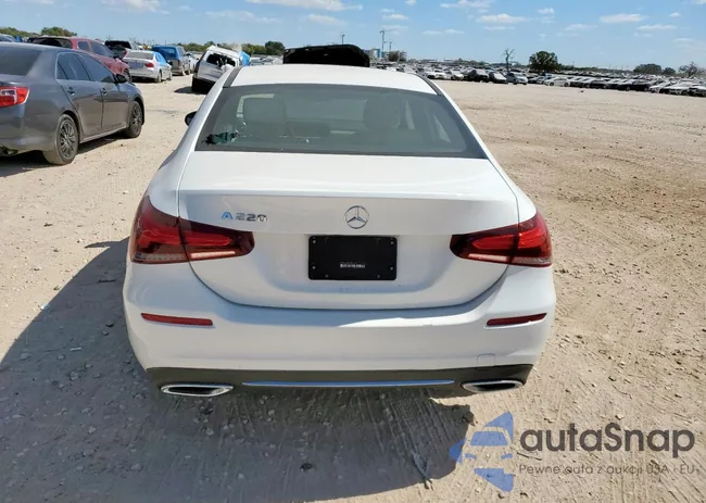 W1K3G4EB1MJ309170: 86293385