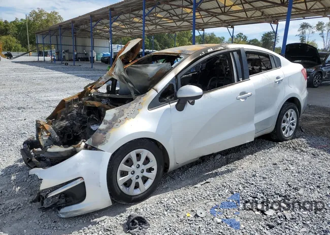 KNADM4A33G6657742: 82207755