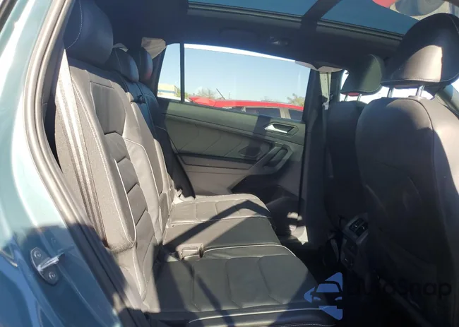 3VV4B7AX8MM157845: 85725045