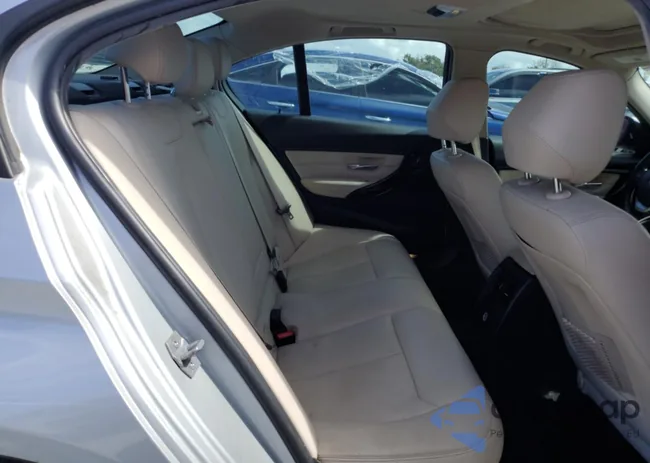 WBA3A5G55FNS83156: 84934125