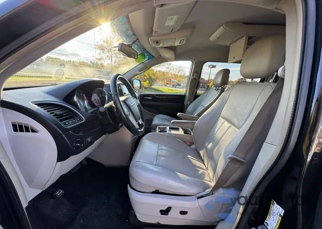 2C4RC1BGXDR578018: 90118735