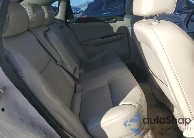 2G1WD58C979328665: 89682365