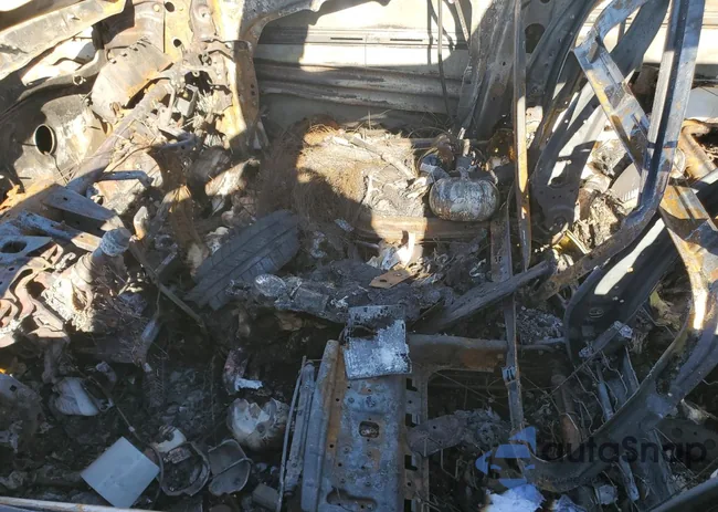 5XYP5DGC3RG510079: 82548135