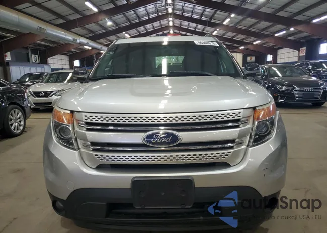 1FMHK8D89CGA77601: 86408615