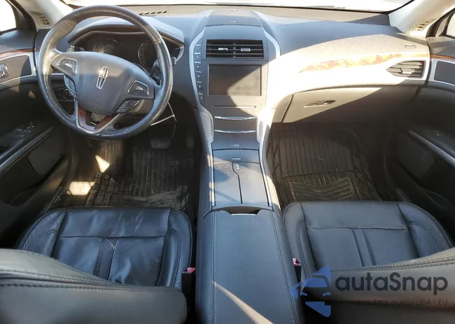 3LN6L2GK4ER801280: 86298125