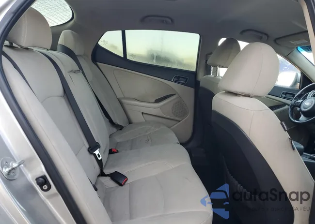 KNAGM4A78E5476784: 85382375