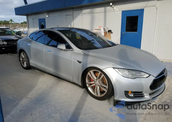 5YJSA4H44FF094060: 90690935