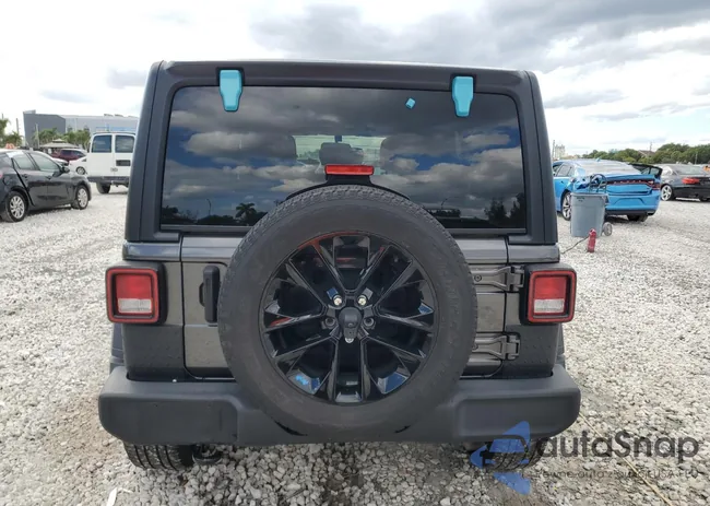 1C4HJXDN4NW260548: 90357925