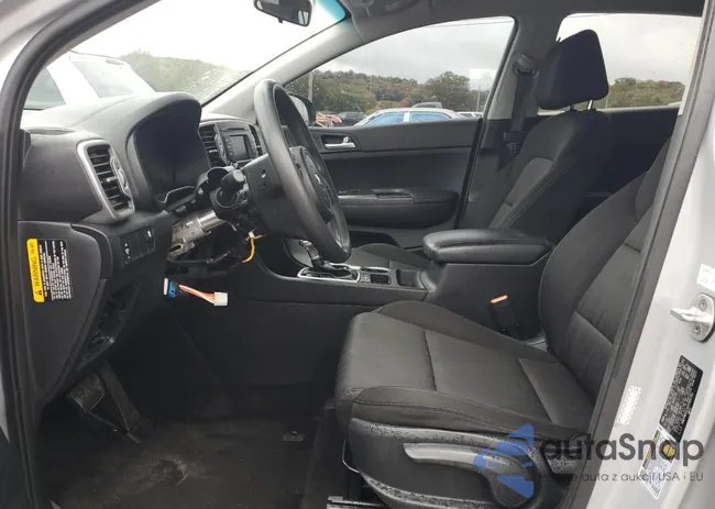 KNDPM3AC4H7031753: 82712905