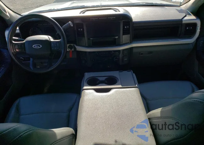 1FD8X3HT1PEC92250: 89651355