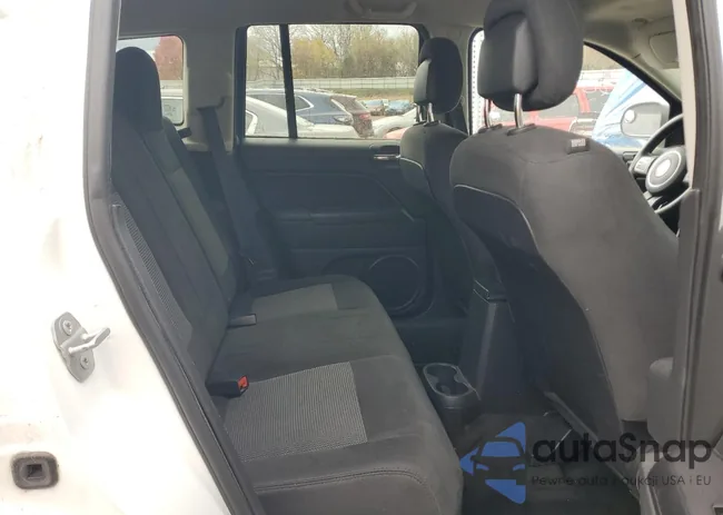 1C4NJCBA4GD641410: 91125415