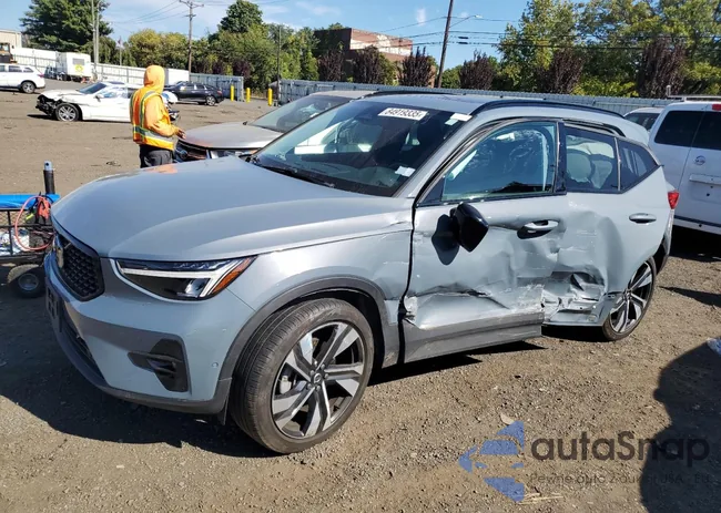 YV4L12UW9P2062304: 84919335