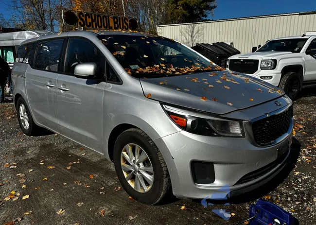 KNDMA5C10H6272539: 89728155