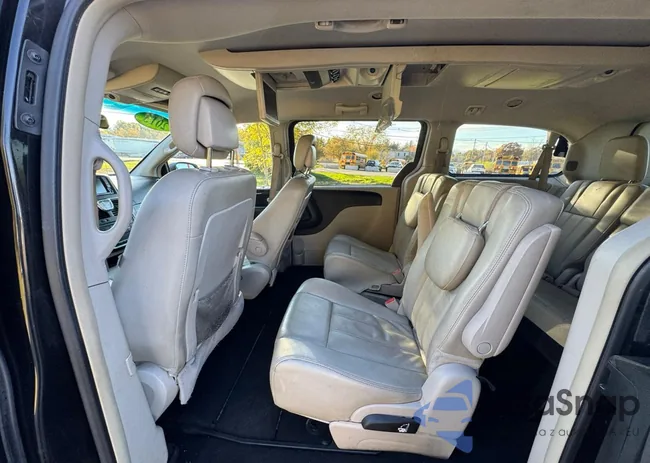 2C4RC1BGXDR578018: 90118735