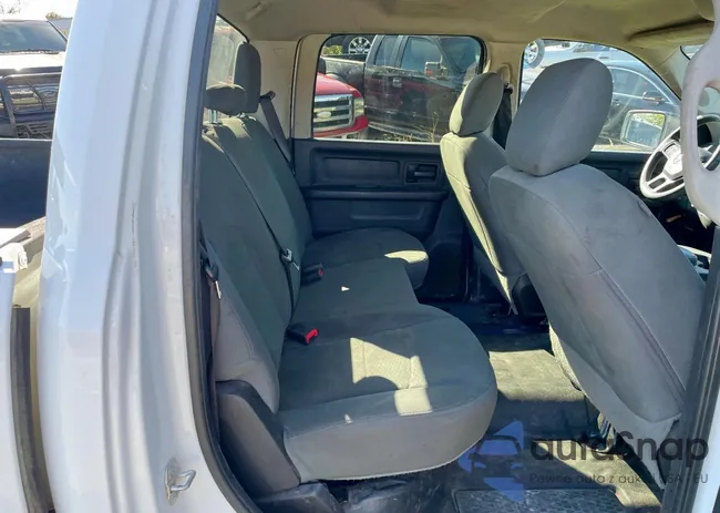 3C6RR7KT7KG564232: 91186255