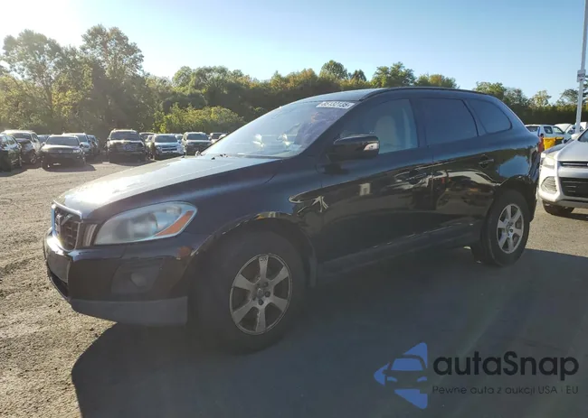 YV4960DZ6A2108656: 85132135