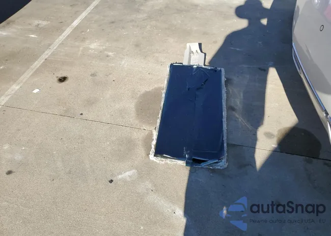 1G6AX5S31F0128652: 84924665