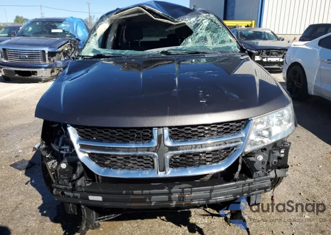 3C4PDCBB0HT580657: 85883775