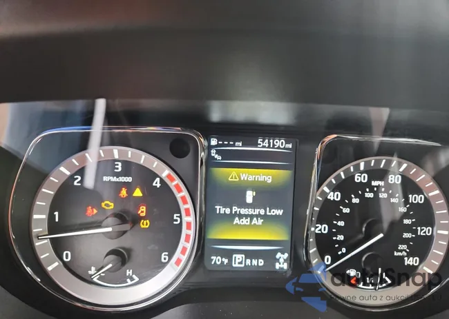 1N6BA1F40JN533165: 81131635