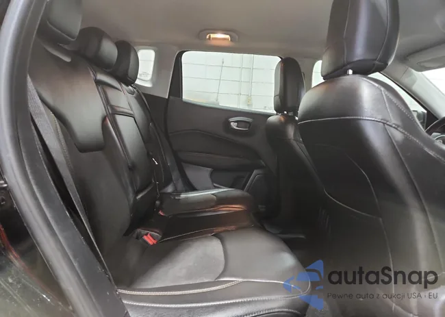 3C4NJCBB5JT356208: 90407955