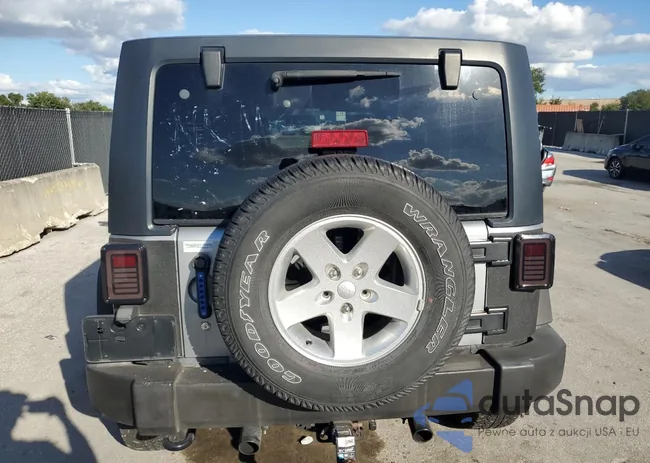 1C4BJWDG5GL335215: 87022435