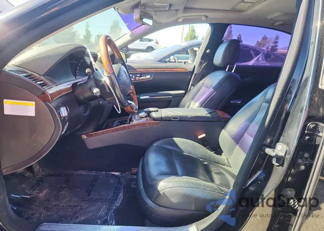 WDDNG7BB7BA372883: 89912685