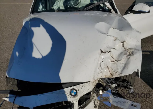 WBA4J1C0XLCE50371: 82331045