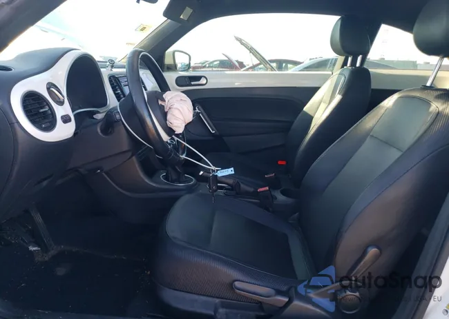 3VWHX7AT2DM612846: 82301005