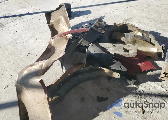 1G8AG52FX5Z157580: 90371495