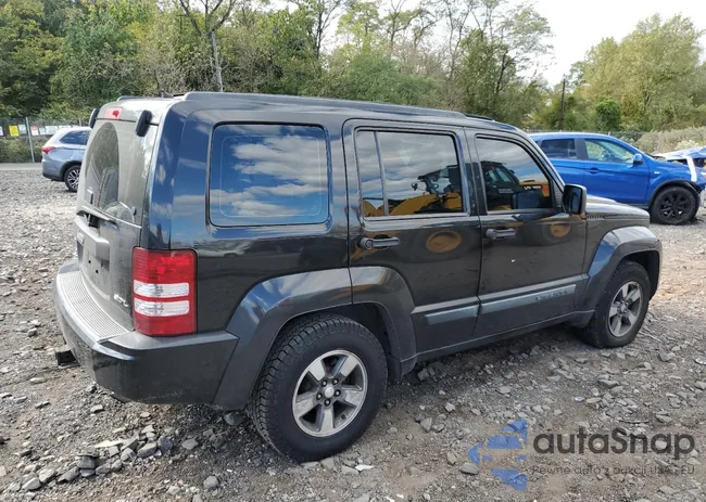 1J8GN28K08W107746: 86332115