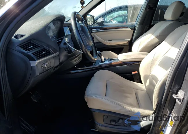 5UXZV8C55CL423236: 85089655