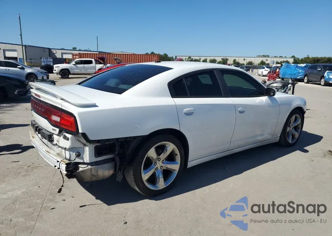 2C3CDXHG9EH162809: 82471165