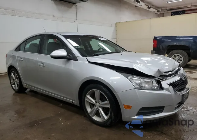 1G1PE5SB0E7409408: 86823525