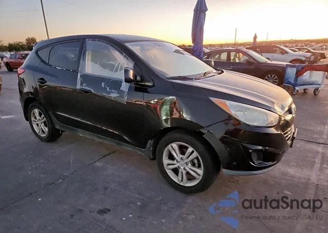 KM8JT3AC8AU096228: 90782645