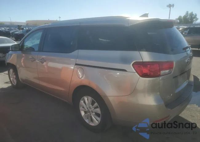 KNDMB5C16G6101533: 82194405