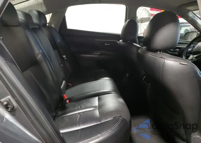 1N4AL3AP0JC153122: 90908815