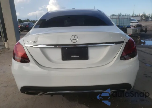 WDDWF8DB9KR481938: 90250525