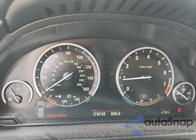 5UXKR0C52G0S87579: 89715015