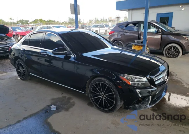 W1KWF8DB1MR623864: 90250295